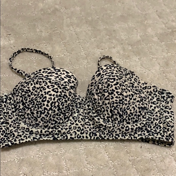 Size Medium Bikini Tops - Picture 2 of 3